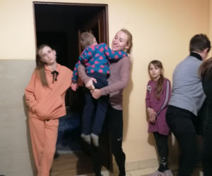 Te rodziny z Ukrainy już są bezpieczne. Pomogli im starachowiczanie
