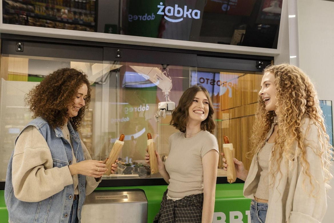 Żabka pobiła absolutny rekord! Biedronka i Lidl mogą tylko zazdrościć