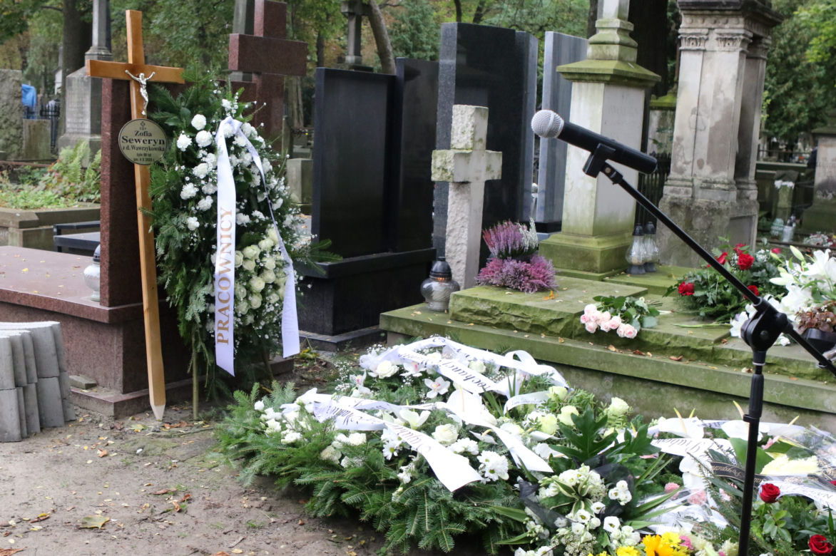 Pogrzeb matki Andrzeja Seweryna