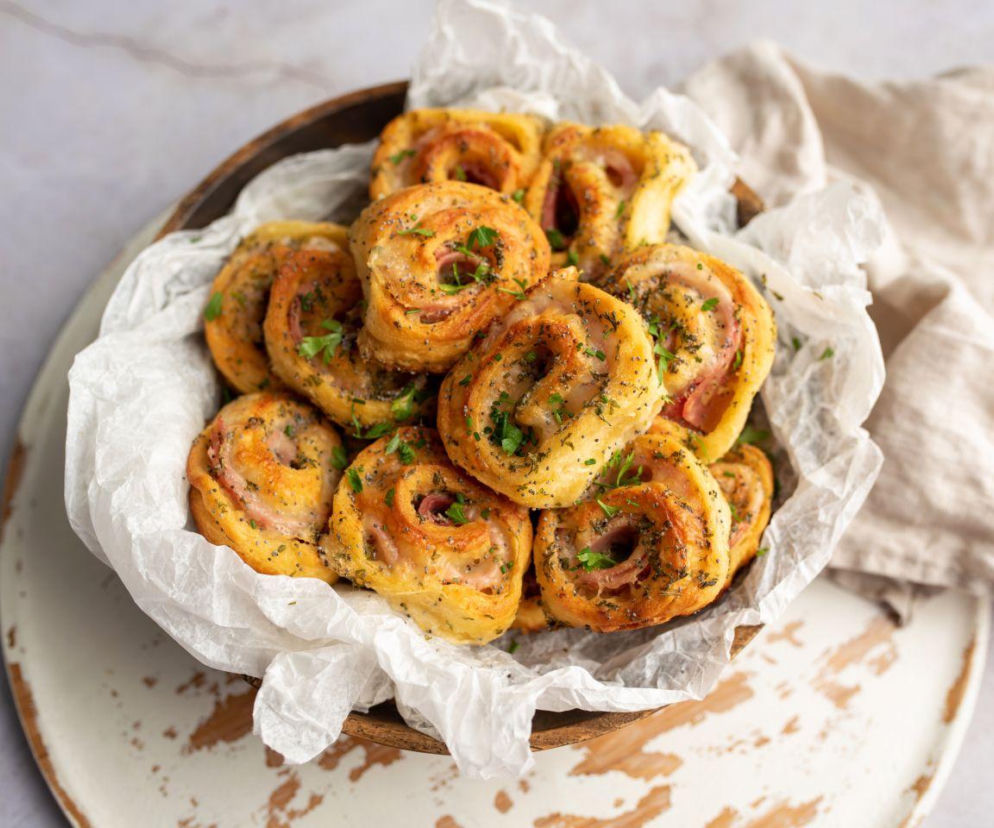 andrzejkowe ślimaczki z ciasta francuskiego