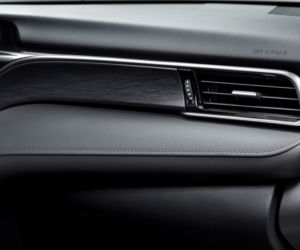 Toyota Camry Hybrid lifting 2021
