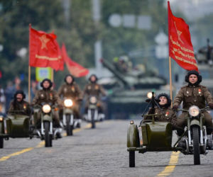 Okrojona Parada Zwycięstwa w Moskwie. Rosja rezygnuje z ciężkiego sprzętu