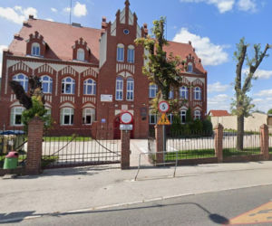 Nauczycielka przejechała małą Laurę przed szkołą. „Nie mówi, nie chodzi i wymaga całodobowej opieki”