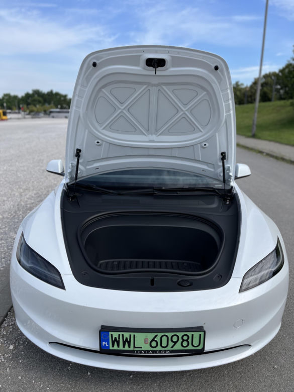 Tesla 3