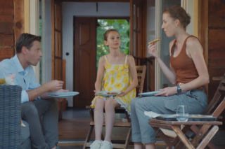 M jak miłość odc. 1902. Hania (Wiktoria Basik), Natalka (Dominika Suchecka), Adam Karski (Patryk Szwichtenberg)