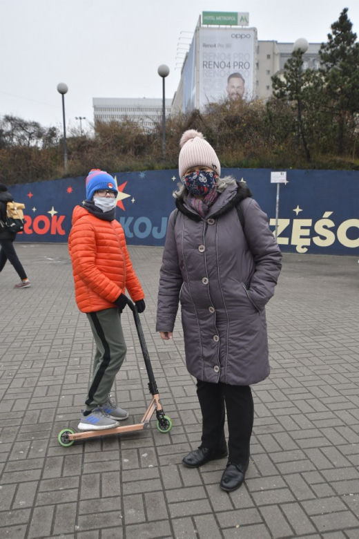 Maria Wilk (65 l.), mieszkanka Śródmieścia z wnuczkiem Olafem (10l.)