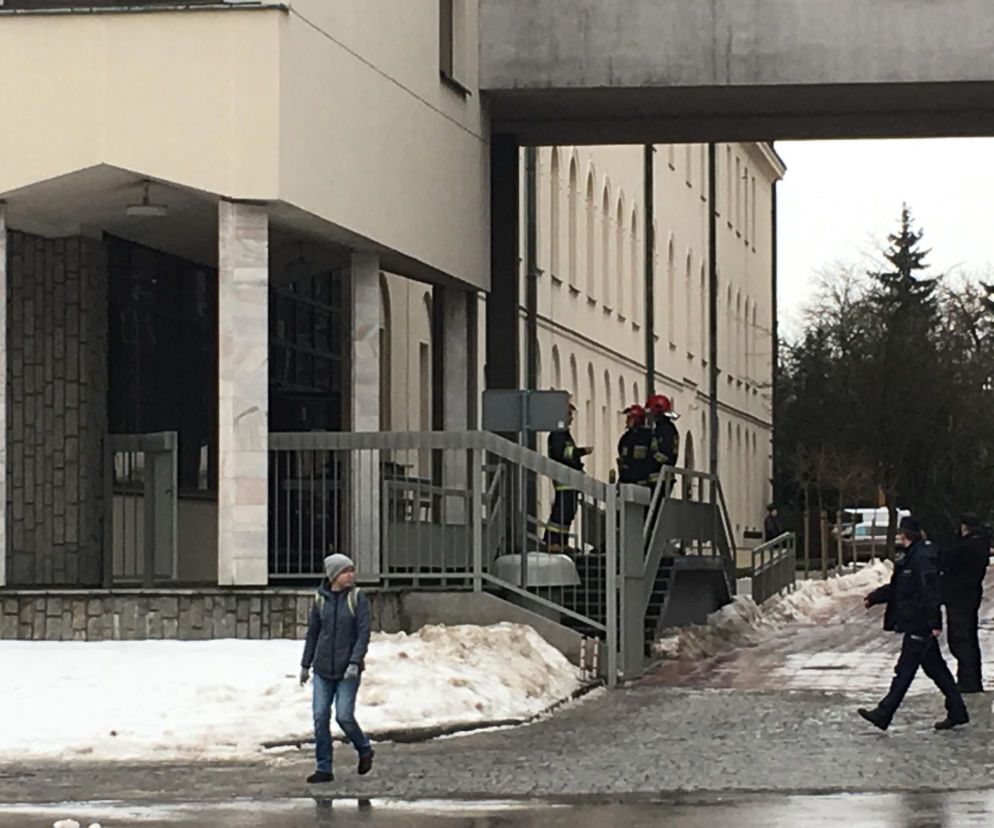 Bomba na KUL? Trwa ewakuacja wszystkich budynków Uniwersytetu!