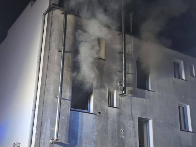 Tragiczny pożar w mieszkaniu w Kościanie. Nie żyje mężczyzna