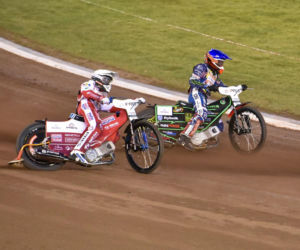 PRES Grupa Dewloperska Toruń - Abramczyk Polonia Bydgoszcz, zdjęcia kibiców i zawodników z pożegnania Adriana Miedzińskiego