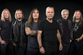 Fender wypuścił limitowaną kolekcję gitar z okazji 50-lecia Iron Maiden