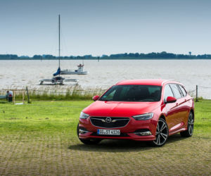 Opel Insignia Sports Tourer OPC Line 2.0 Turbo 260 KM AWD AT