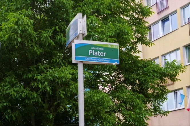 Przedwojenne torowisko tramwajowe na ul. Emilii Plater