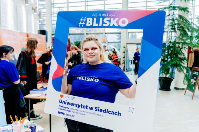 Tłumy młodych ludzi na kampusie. Dzień Otwarty 2025 na Uniwersytecie w Siedlcach za nami