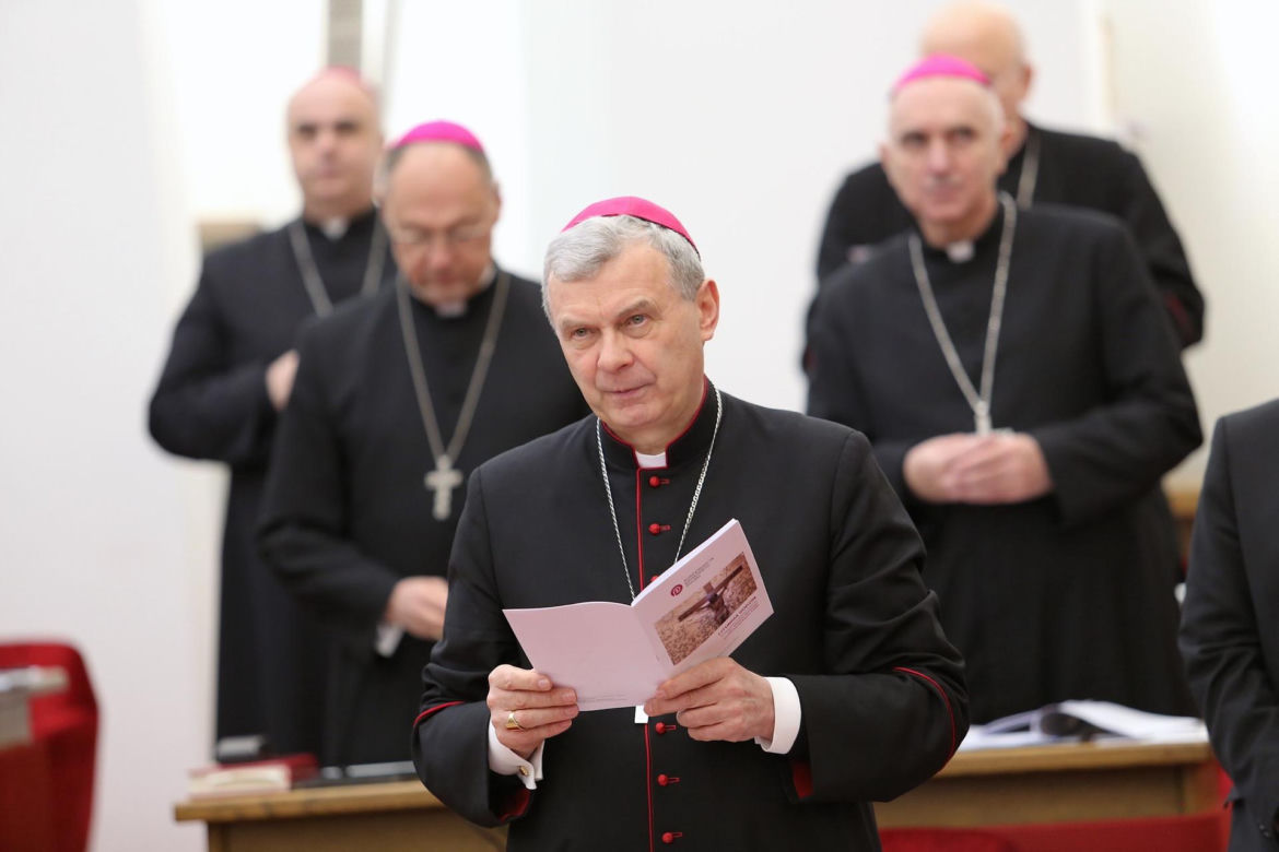 Arcybiskup Tadeusz Wojda nowym przewodniczącym Konferencji Episkopatu Polski. Metropolita gdański został wybrany na 5-letnią kadencję [ZDJĘCIA].