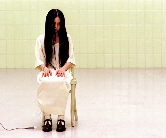 Zagrała przerażającą Samarę w The Ring. Potem Daveigh Chase miała problemy z prawem