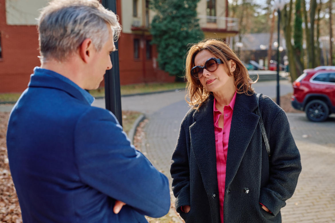 Rozterki Juliusza, szalony ślub i jeszcze bardziej szalona Julka