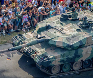 Wielka defilada w Warszawie i parada morska w Gdyni. Tysiące żołnierzy i ten sprzęt wojskowy zaskoczą Polaków