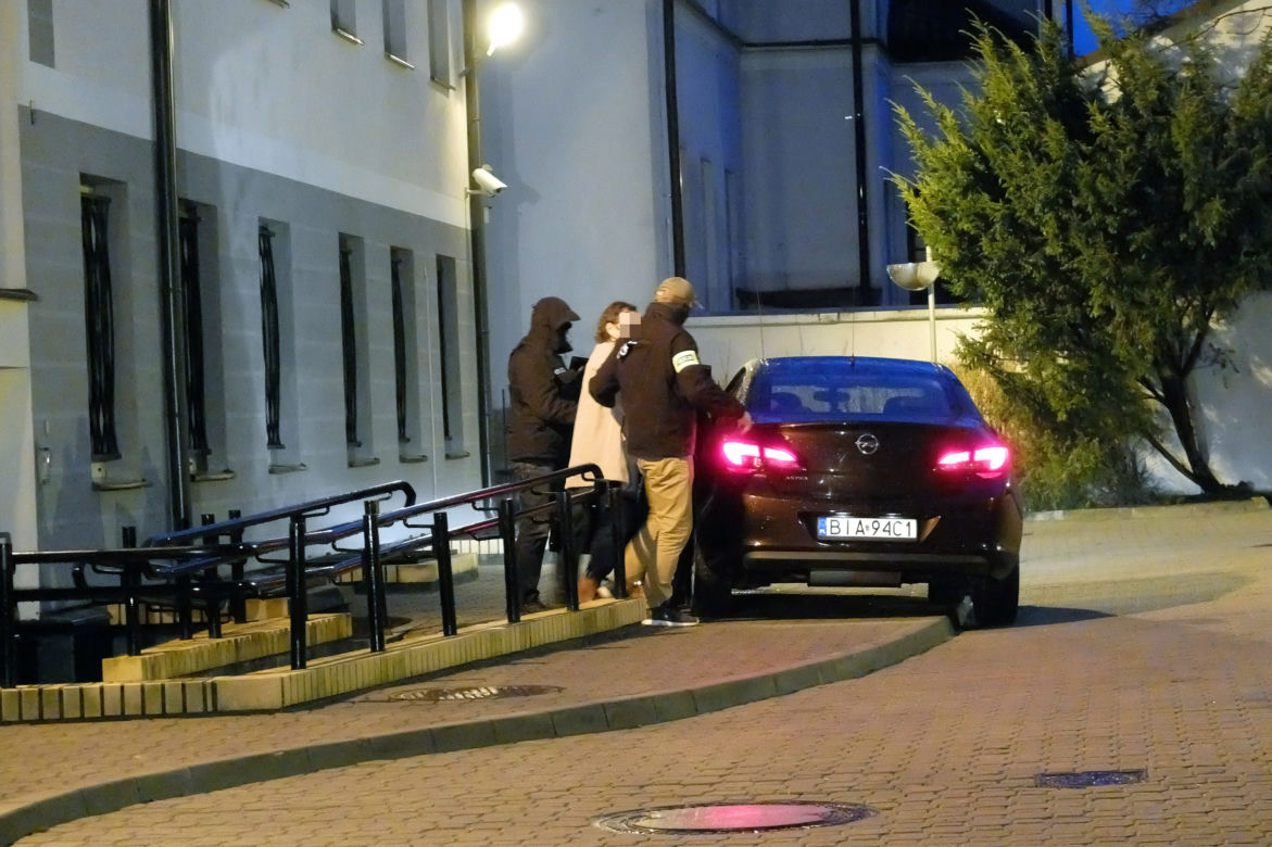 Cezary R. porwał żonę i córkę. W Sądzie Rejonowym w Białymstoku zapadł surowy wyrok