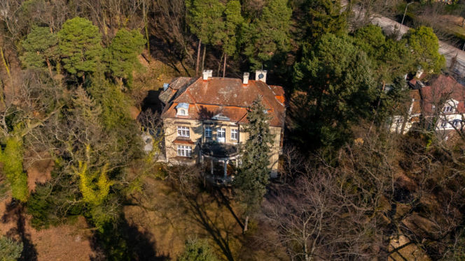 Willa Emanów, ul. Mickiewicza, Milanówek