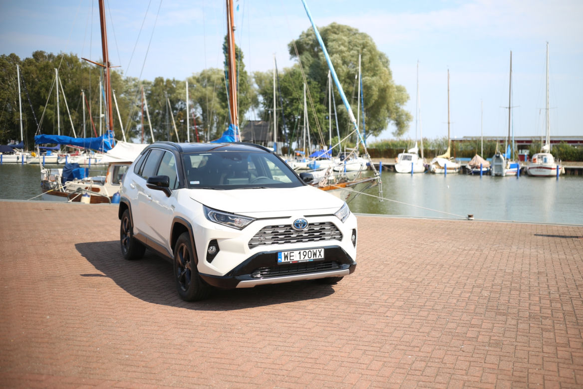 Toyota RAV4 2.5 Hybrid Dynamic Force 222 KM AWD-i e-CVT