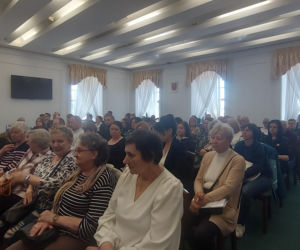 Asystencja osobista była tematem komferencji w zamojskim ratuszu. Spotkali się  eksperci i praktycy