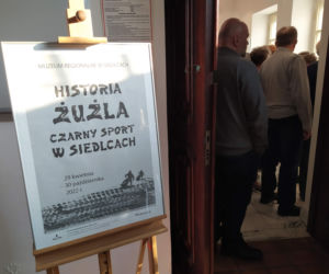 Fotorelacja z wernisażu wystawy Historia żużla. Czarny sport w Siedlcach