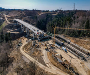 Najwyższa estakada w Polsce powstaje na S19 Babica Jawornik. Na plac budowy prowadzą serpentyny
