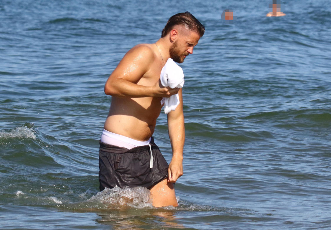 Sebastian Fabijanski, z czym do wody?