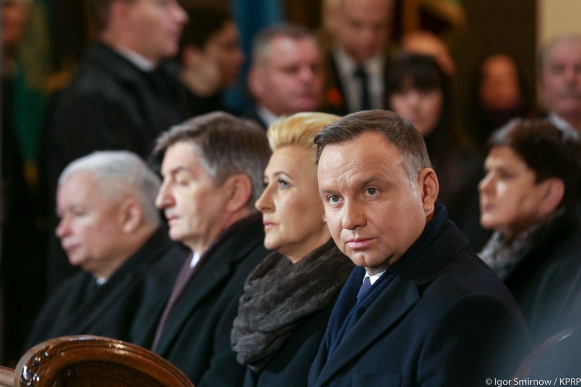 Czekali z pogrzebem na Kaczyńskiego