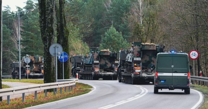 Żołnierze 1. Mazurskiej Brygady Artylerii wyruszyli na "Marsa". Będą doskonalić współpracę i celność