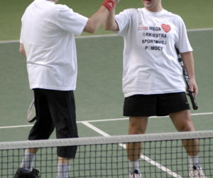 Karol Strasburger ćwiczy