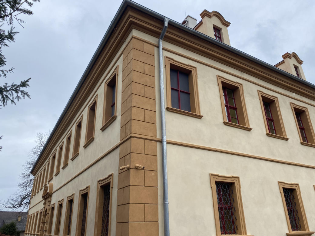 Tak obecnie wygląda Dwór w Ochli wyremontowany za ponad 12 milionów złotych