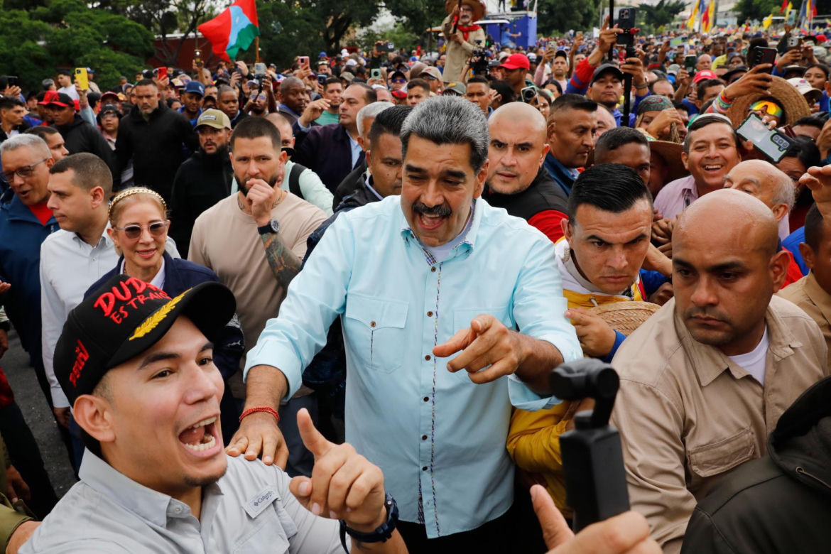 Nicolas Maduro z małżonką zostali schwytani i wywiezieni z kraju
