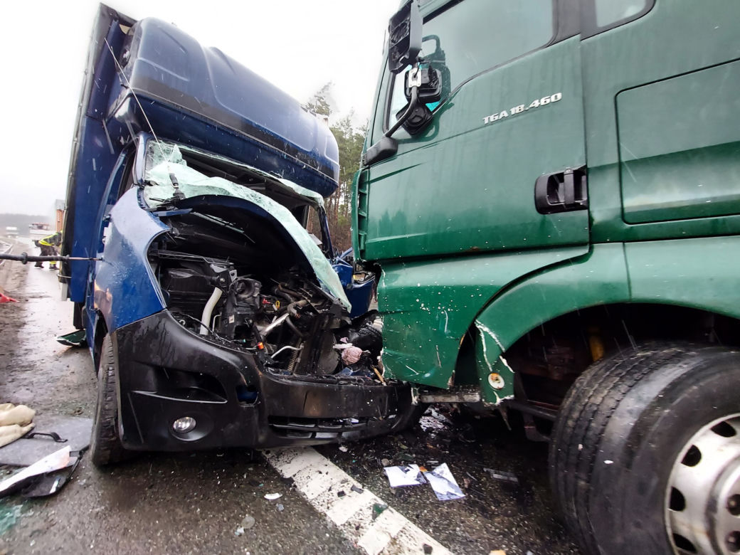 Wypadek na S1 w Mierzęcicach. Zginęła matka z dzieckiem [ZDJĘCIA]