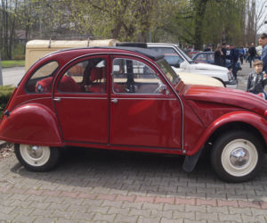 Bydgoskie klasyki zaparkowały przed Torbydem [ZDJĘCIA]
