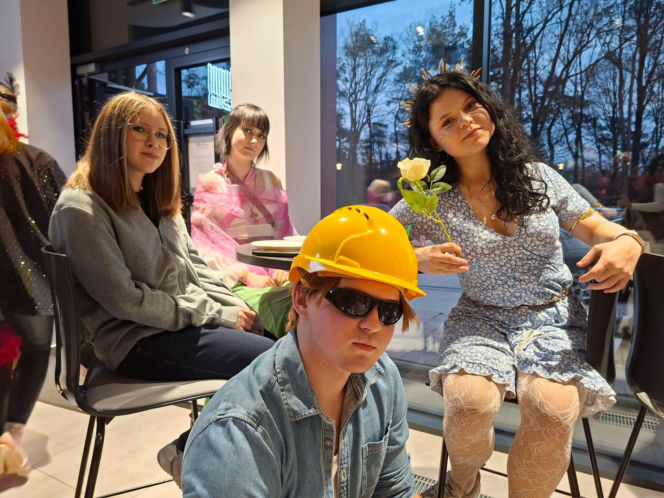 Moda, która nie zna metryki! Międzypokoleniowe show w Centrum Kreatywności Pałacyk