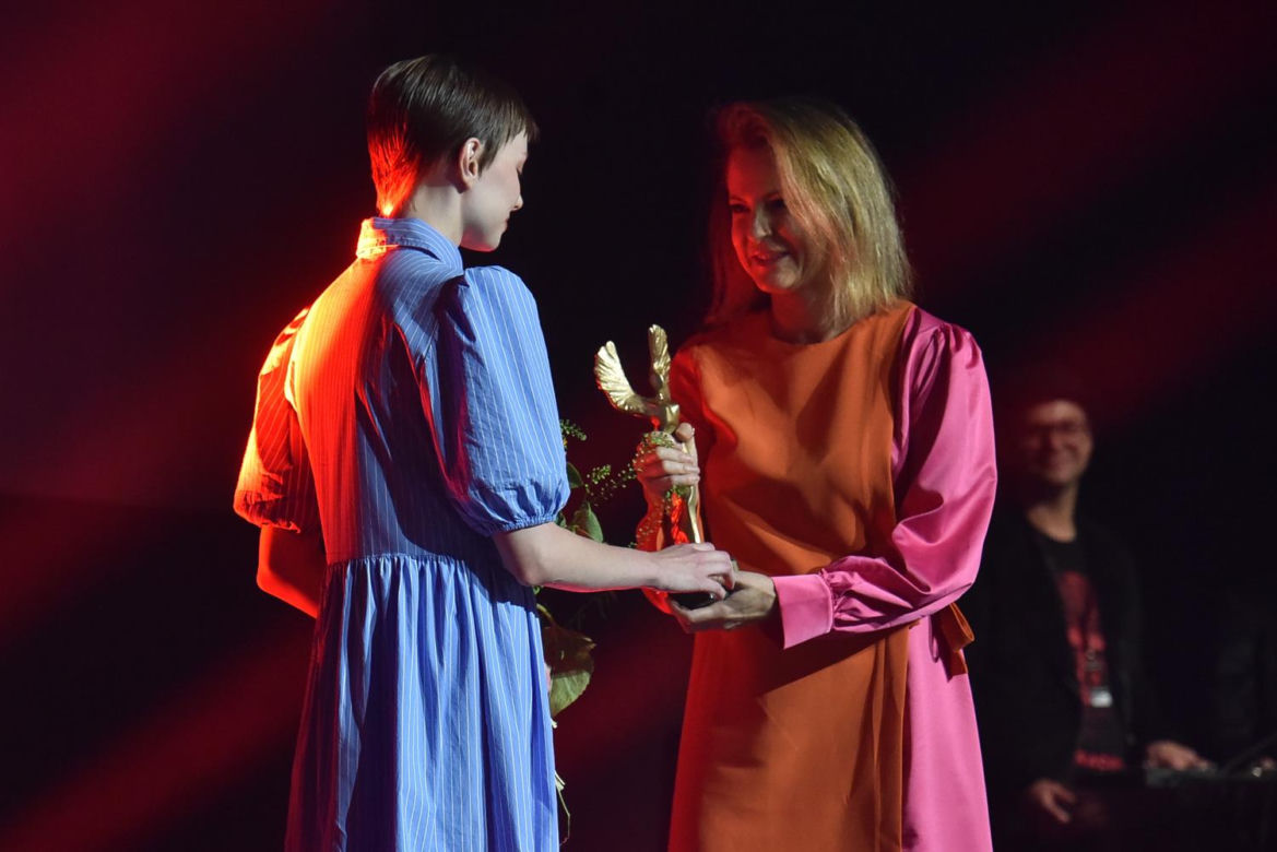 22. MFF Tofifest w Toruniu. Martyna Wojciechowska, Zbigniew Zamachowski, Jerzy Skolimowski i inne gwiazdy na gali zamknięcia