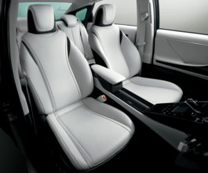 Toyota Mirai z wodorowymi ogniwami paliwowymi