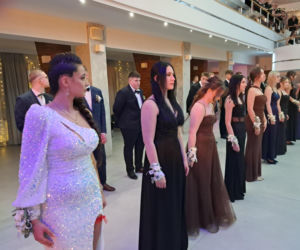 Studniówka 2026 maturzystów ZSTM w Skarżysku-Kamiennej