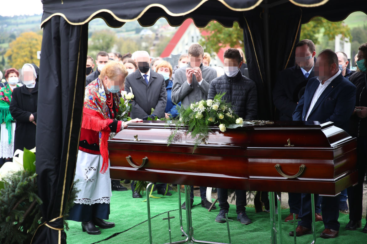Męcina pożegnała swojego proboszcza Antoniego Pisia, który zmarł na koronowirusa