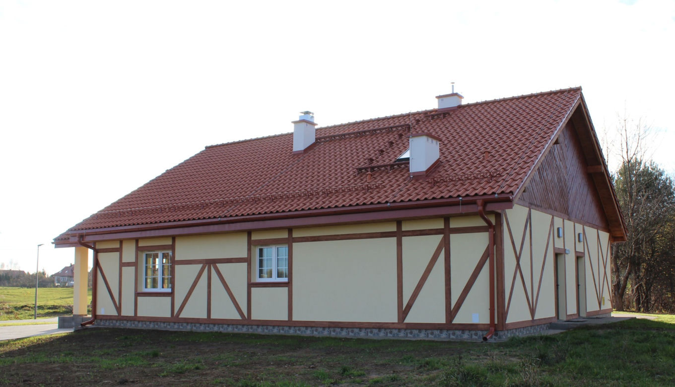Wiejska świetlica w Ługwałdzie gotowa. Wyglądem nawiązuje do zabudowy regionalnej [ZDJĘCIA]