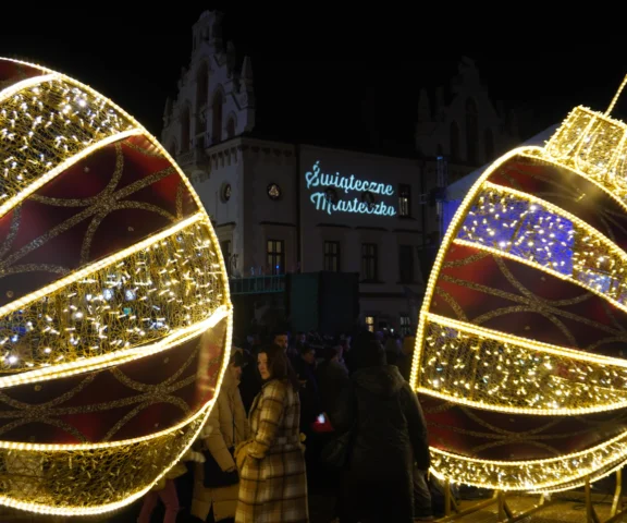Świąteczne Miasteczko w Rzeszowie już otwarte!