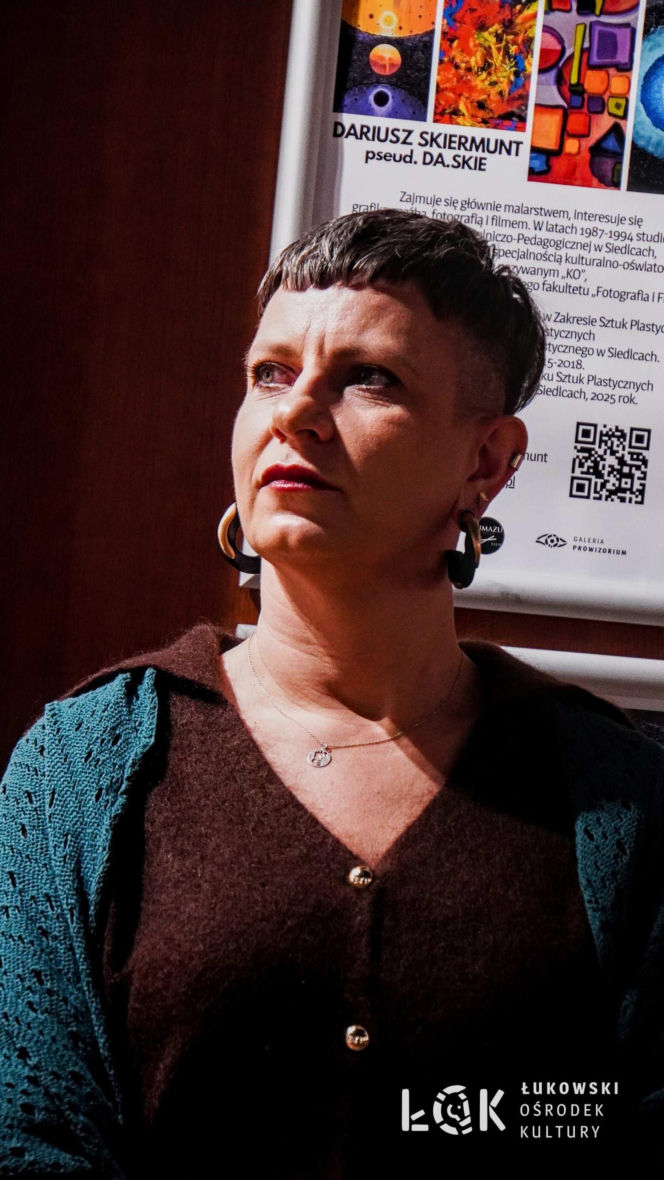 Wystawa w ŁOK "Okna na światy" Dariusza Skiermunta
