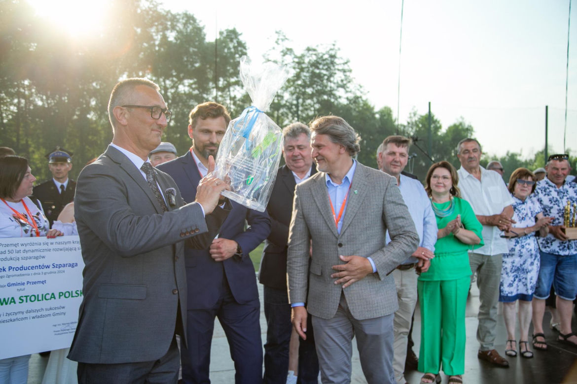 Szparagowa Stolica Polski! Tytuł oficjalnie trafił do Przemętu