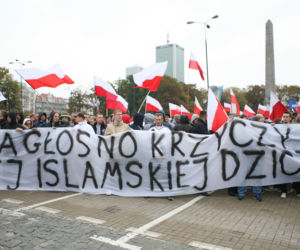 Przeszli z hukiem przez stolicę