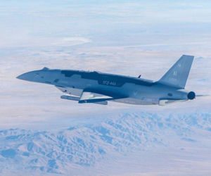 Dron Anduril YFQ-44 Fury