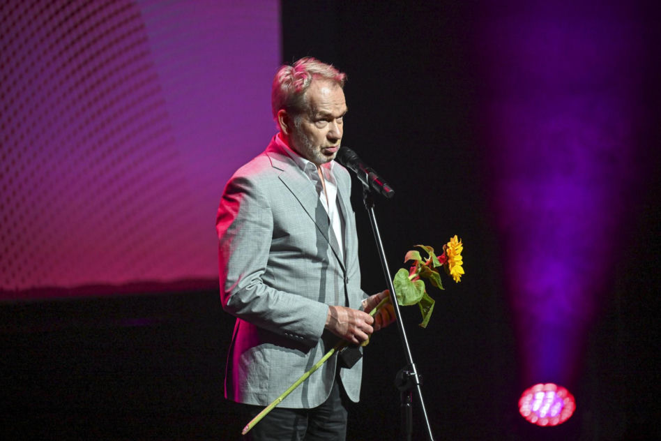 Gala Tofifest 2025 bez stylowych niespodzianek? Olśniewająca Warnke, Szapołowska znów w różowym futerku!