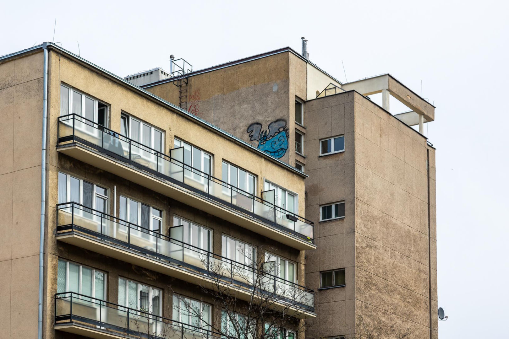 Wieżowiec przy ul. Sewerynów 4 w Warszawie