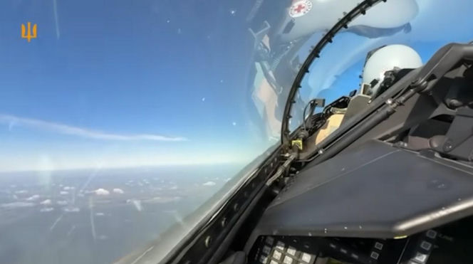 Ukraińskie F-16 na froncie. Taktyka z Zachodu nie wystarczyła, piloci stworzyli własną