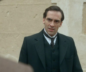 La promesa - pałac tajemnic, odcinek 342: Tożsamość złodzieja zegarka wychodzi na jaw, a Pelayo próbuje zatuszować sprawę